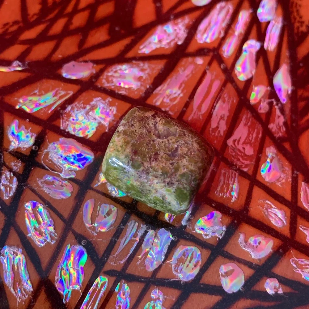 BOGO1/2 Tumbled Unakite Stone Crystals - Picture 8 of 11